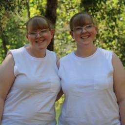 17-year old twin sisters Madison and Paige