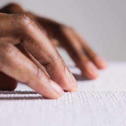 finger reading braille